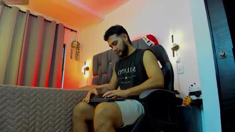 NOAH online show from December 19, 11:28 am