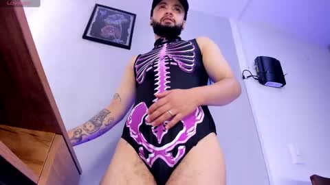 Snapshot of noah_devil_ chatting on November 14, 2:54 am noah_devil_ online show from November 14, 2:54 am