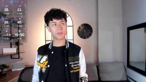 noah_dupont_ online show from October 30, 11:33 am