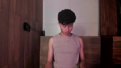 noah_dupont_ online show from November 28, 12:19 pm