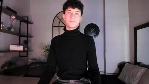 noah_dupont_ online show from November 30, 12:09 pm