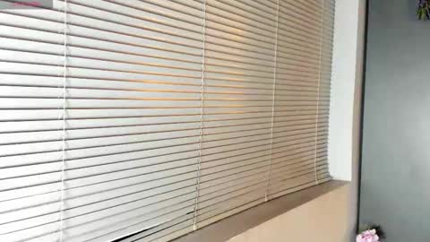 noah_dupont_ online show from February 18, 11:39 am