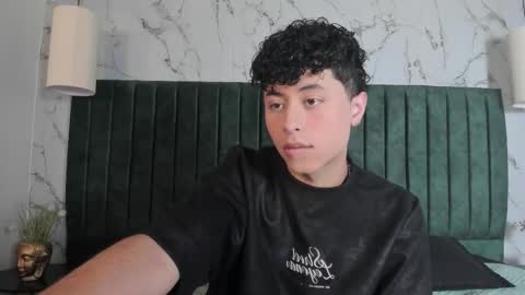 noah_dupont_ online show from March 7, 12:02 pm