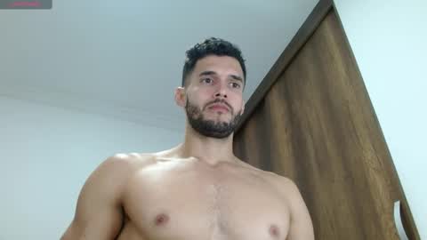 Noah online show from February 4, 2:21 pm