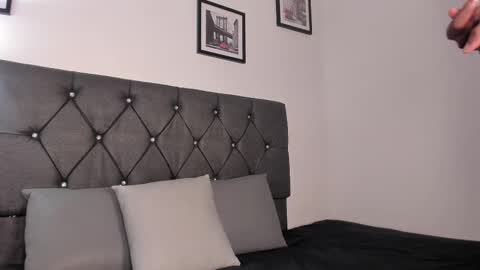 noah_johes online show from February 20, 3:36 am