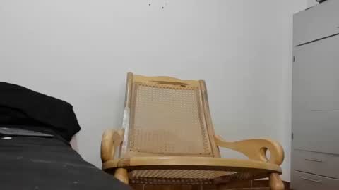 noah_jones41 online show from October 2, 4:30 am