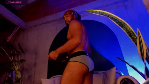 Noah online show from February 2, 10:36 am