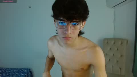 Snapshot of noah_millerx_ chatting on May 6, 3:57 am noah online show from May 6, 3:57 am