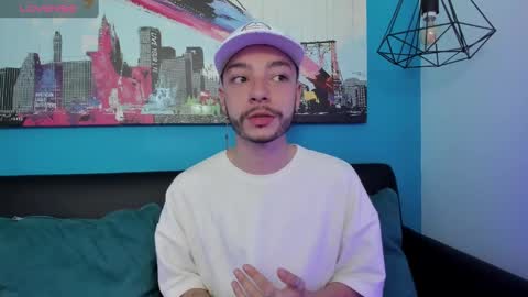    online show from December 17, 12:00 pm