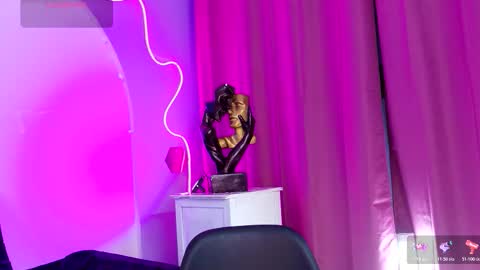 noah_smith04 online show from December 2, 3:18 pm