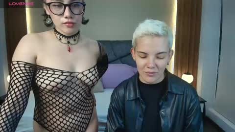 Noah And Gaia online show from April 13, 7:19 pm