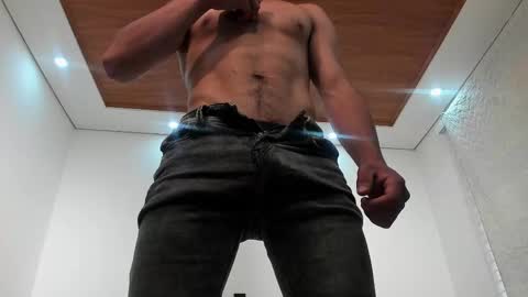 LIAM- noah online show from November 17, 1:06 pm