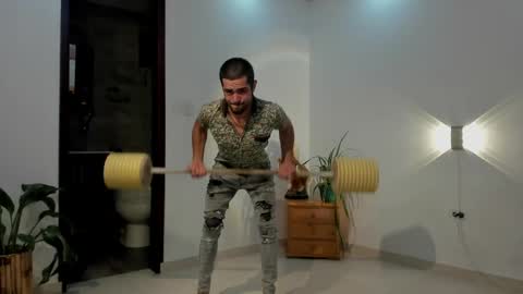 LIAM- noah online show from April 21, 11:49 am