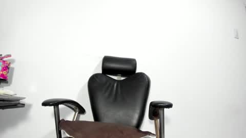 noahcogido online show from March 9, 6:21 pm