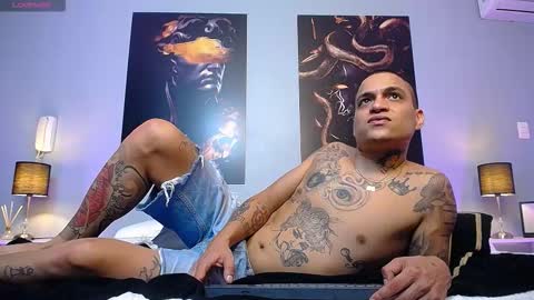 noahdiaz__ online show from October 24, 1:51 pm