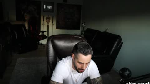 Noah Fitt online show from April 23, 2:57 am