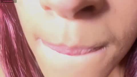 noahlux online show from April 15, 7:58 pm