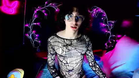 Snapshot of noahxtar chatting on September 29, 12:38 am Noah Xtar online show from September 29, 12:38 am