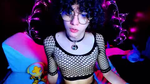 Snapshot of noahxtar chatting on October 3, 7:38 am Noah Xtar online show from October 3, 7:38 am