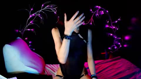 Snapshot of noahxtar chatting on October 26, 2:06 am Noah Xtar online show from October 26, 2:06 am