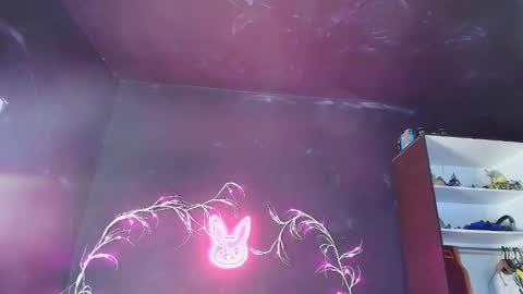 Snapshot of noahxtar chatting on December 20, 8:43 am Noah Xtar online show from December 20, 8:43 am