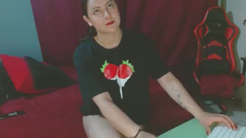 Snapshot of noamartin_ chatting on February 1, 1:34 am Noamartin online show from February 1, 1:34 am