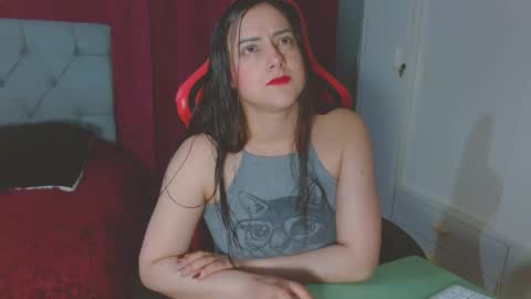 Snapshot of noamartin_ chatting on September 22, 11:29 pm Noamartin online show from September 22, 11:29 pm