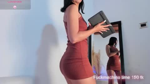 Noami Rose  online show from November 21, 1:37 am