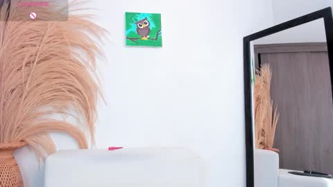 Noami Rose  online show from February 18, 7:10 pm