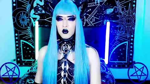 caroline online show from February 10, 7:15 am