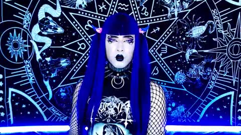 caroline online show from December 4, 1:48 am