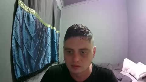 Snapshot of nocycle000 chatting on December 20, 6:15 pm Nocycle000 online show from December 20, 6:15 pm