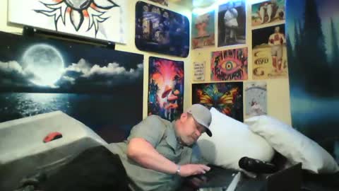 Snapshot of nodak808 chatting on July 13, 8:39 am Jonny Coxman online show from July 13, 8:39 am