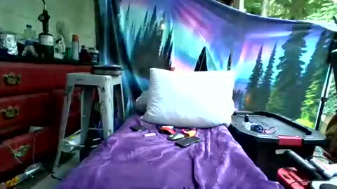 Snapshot of nodak808 chatting on July 27, 1:29 pm Jonny Coxman online show from July 27, 1:29 pm