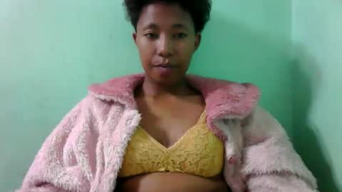 noella711128 online show from October 6, 6:33 am