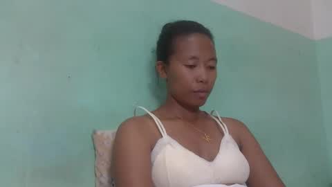 noellah online show from March 1, 7:15 pm