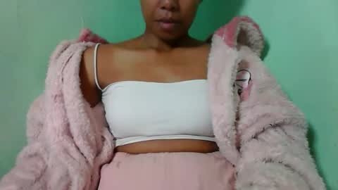 noellah online show from October 8, 7:06 am