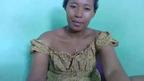 noellah online show from April 21, 5:06 pm