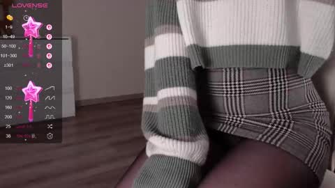 Snapshot of noelleneptune chatting on October 16, 4:57 am noelleneptune online show from October 16, 4:57 am