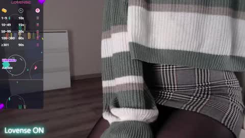 noelleneptune online show from March 13, 4:35 pm