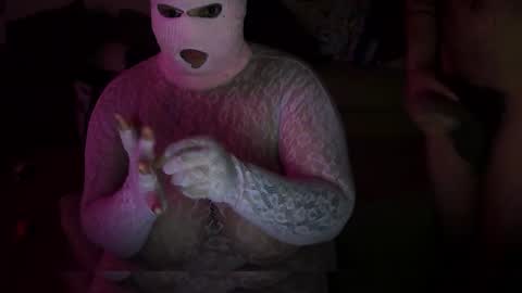 Noname  online show from December 22, 3:58 am