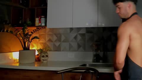 kevin online show from February 25, 12:36 am