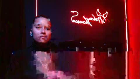 Noha Thomson online show from April 22, 11:06 pm