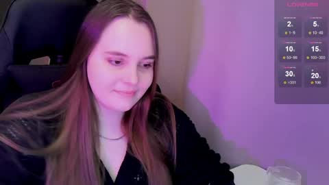 noir_ember_ online show from April 22, 4:41 pm