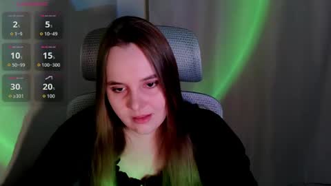 noir_ember_ online show from May 28, 6:05 pm