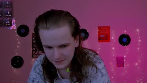 Snapshot of noir_kai chatting on February 24, 8:40 pm cool Kai online show from February 24, 8:40 pm