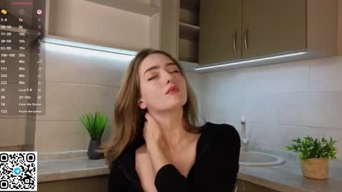 Sophie online show from March 24, 6:07 am