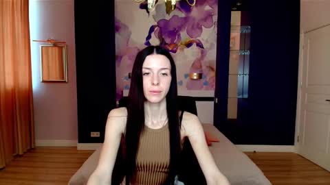 NoirDiva online show from April 17, 6:05 am