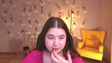 noirwhisper online show from April 4, 3:16 am