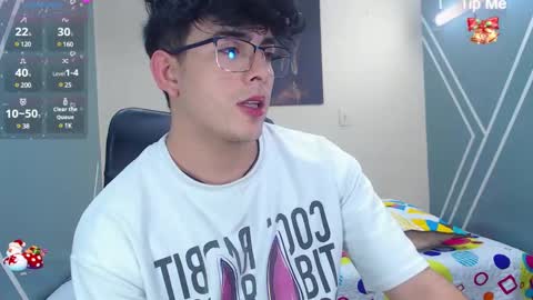 Nolan  online show from December 15, 9:31 pm